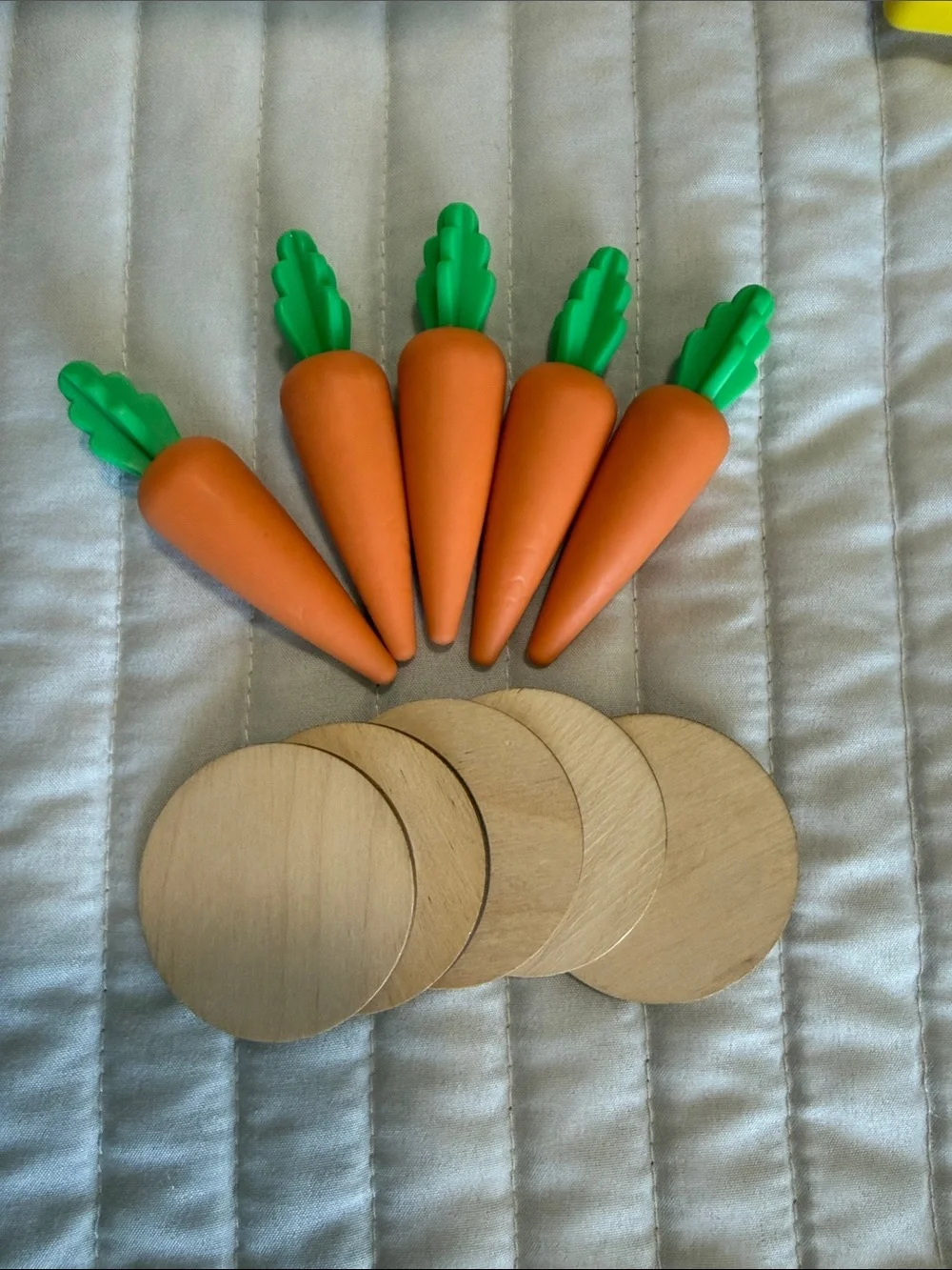 Lovevery Carrot, Coin Drop Box Toy